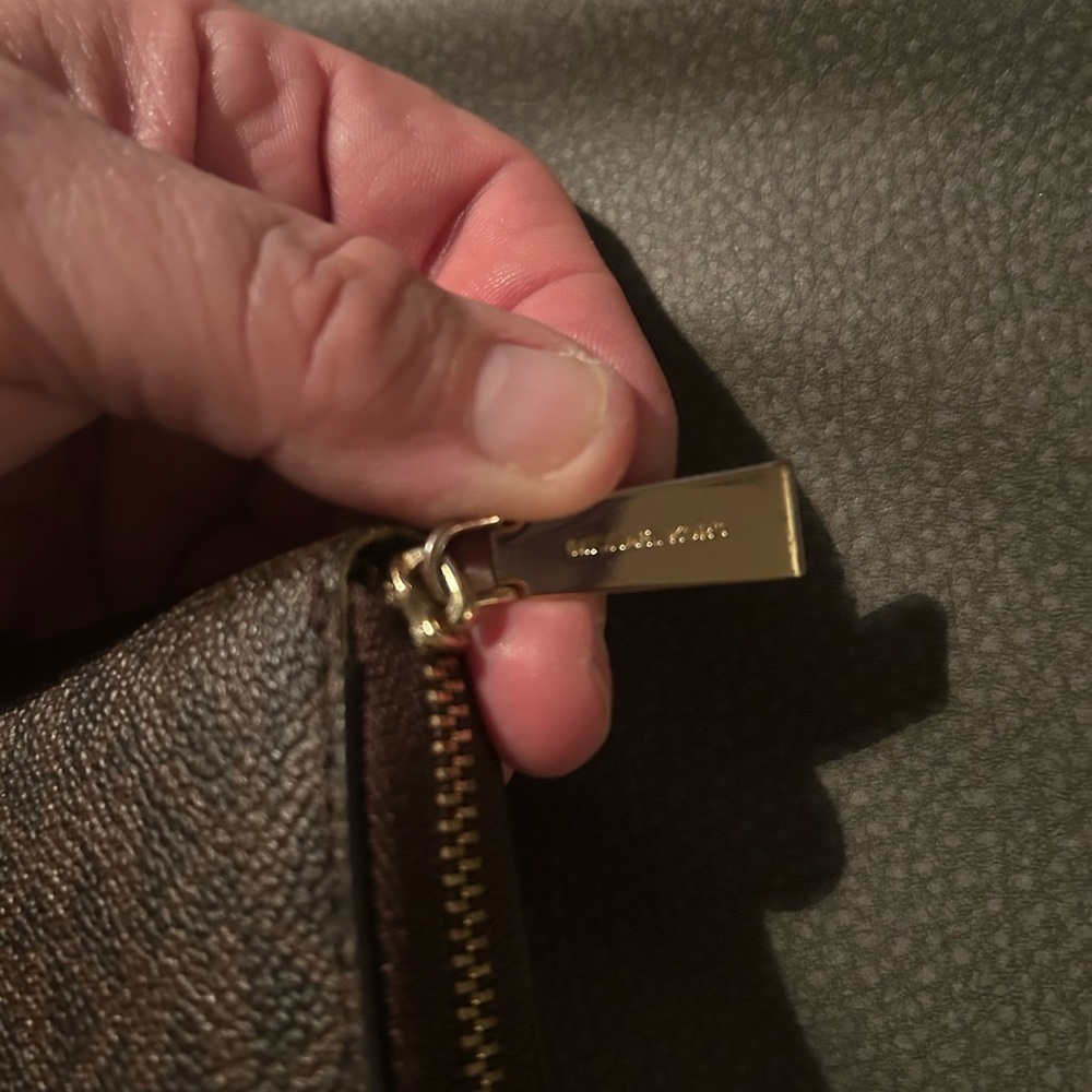 Michael Kors crossbody bags - Picture 12 of 13